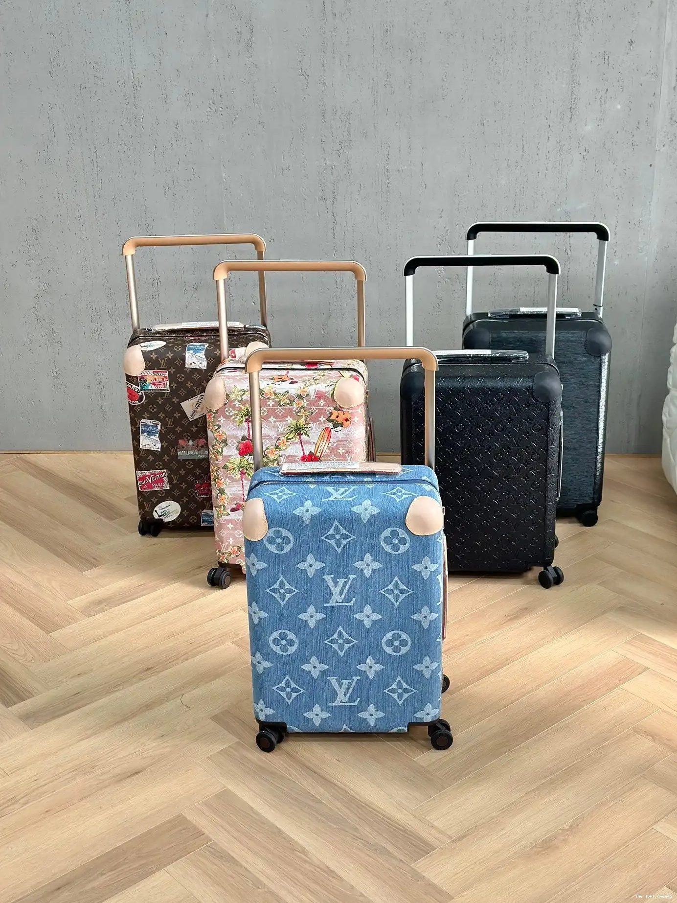 SUITCASE EMBOSSED HORIZON CUSTOM MONOGRAM 37L 55 CABIN 0706
